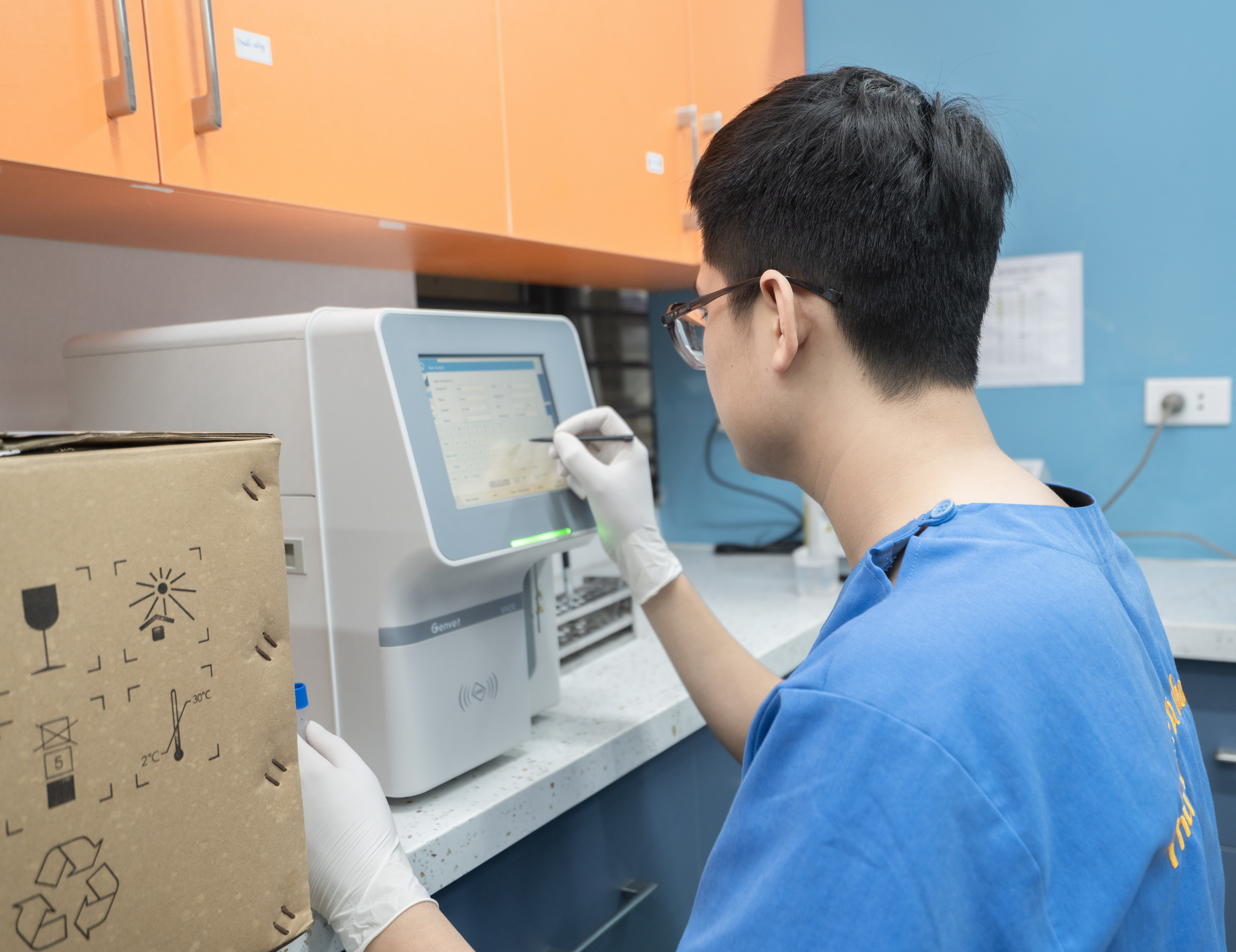 Siêu âm thú cưng, xét nghiệm mãu